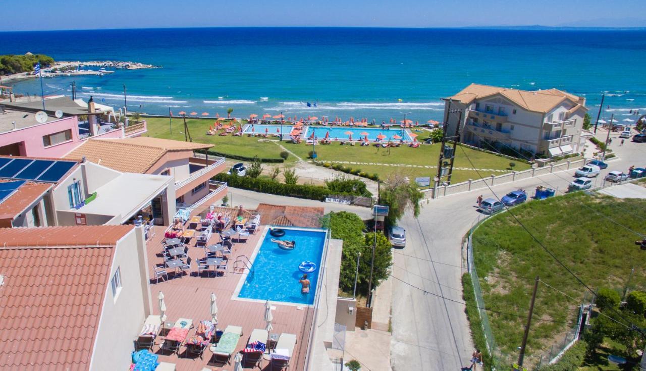 Planos hot sale beach tsilivi